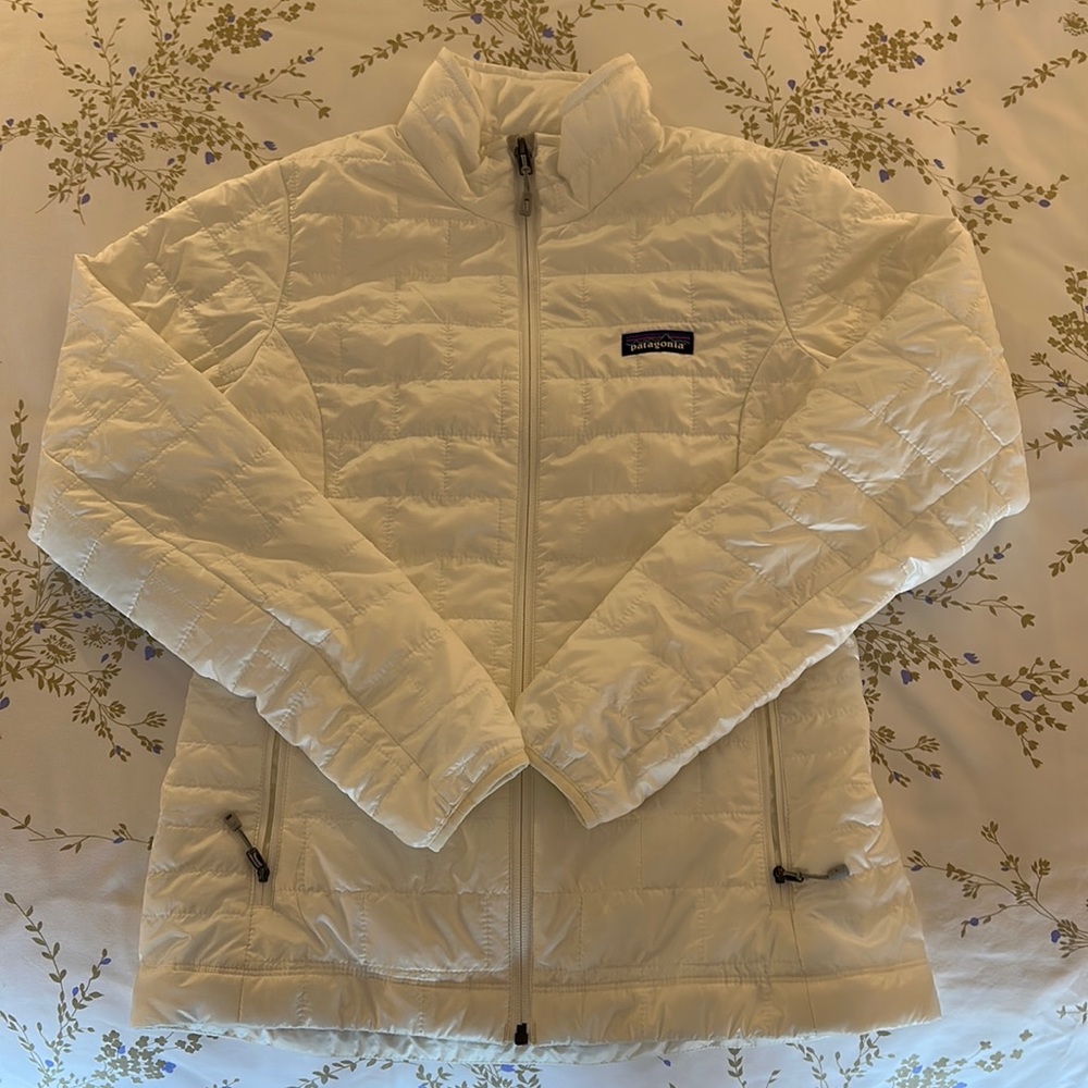 Patagonia Nano Puff Jacket; White; Small